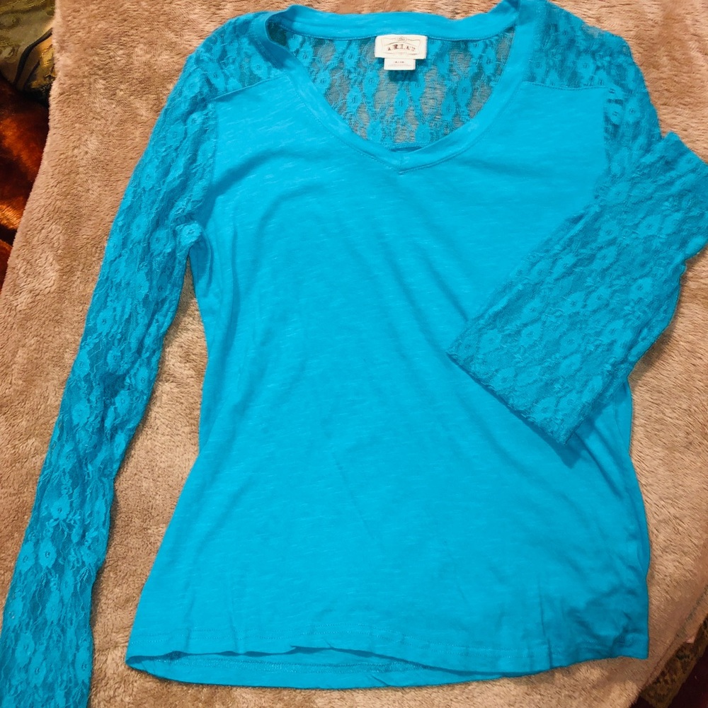 Ariat long sleeve shirt